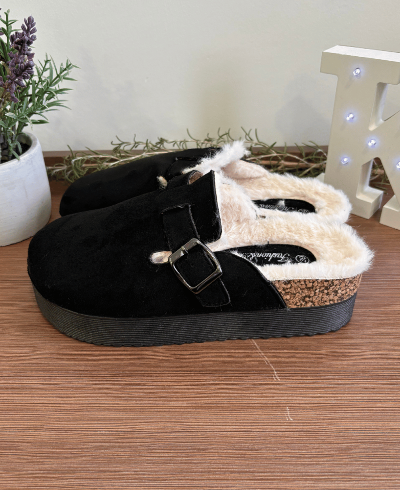 Zueco KALESIS MULE - Con Pelo y Sin Pelo, en 5 Colores Distintos