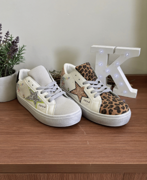 Zapatillas KALESIS LUZ - Deportivas Con Estrella En Lateral, En Dos Colores Diferentes