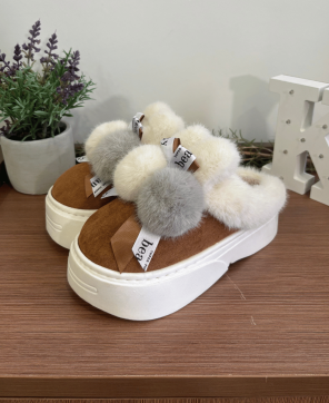 Zapatillas KALESIS BUNNY-CAT - Niño y Adulto, con Plataforma, Cómodas, Calientes para el Invierno, con dos Pompones de Lana