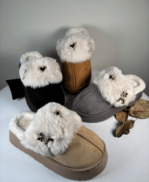 Zuecos KALESIS PARIS - Con Pelito y Pins Brillantes