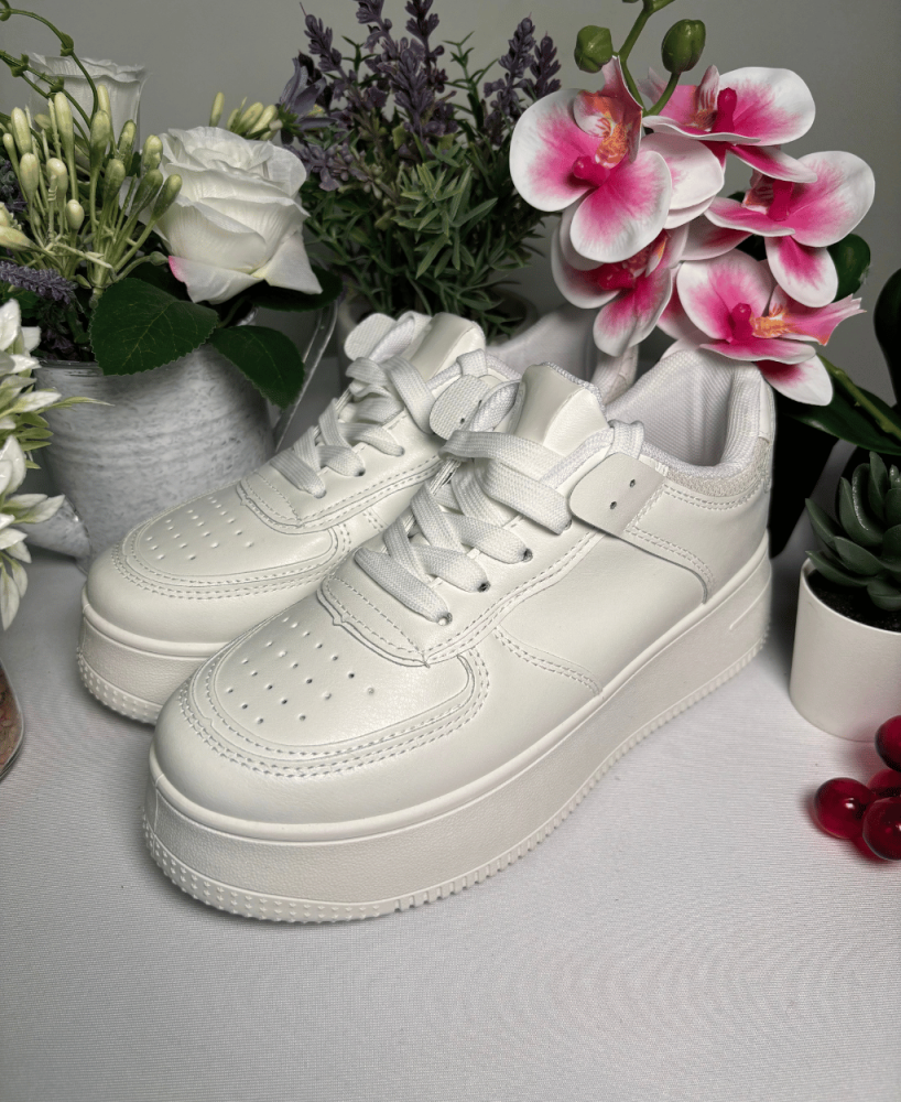 Zapatillas KALESIS FUERZA-- Deportivas blanca