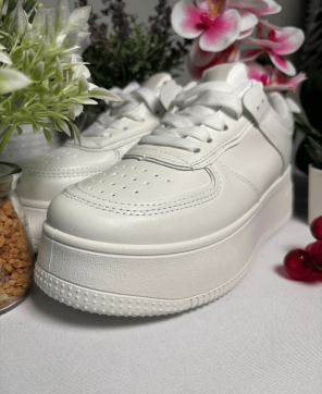 Zapatillas KALESIS FUERZA-- Deportivas blanca